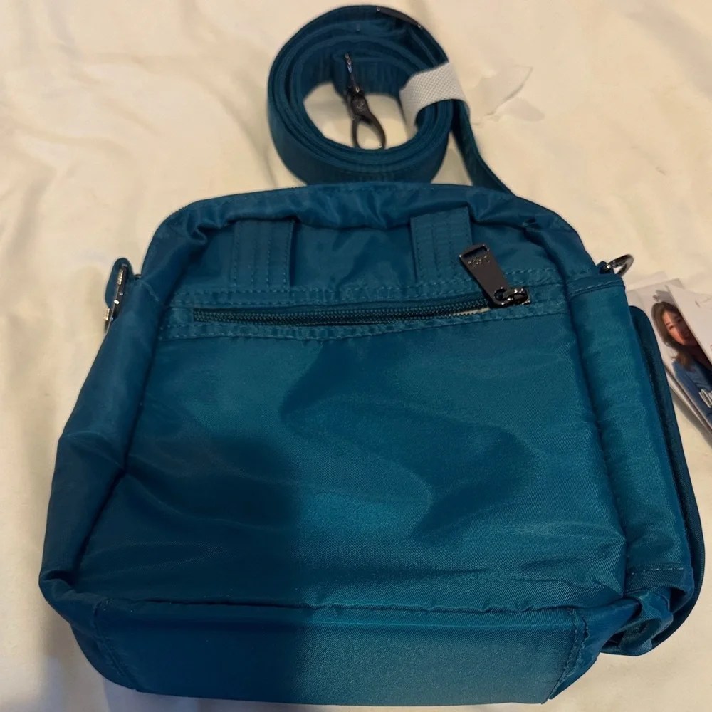 Lug Teal Quilted Crossbody Bag - Picture 4 of 7